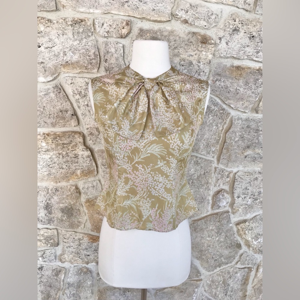 Vintage 1960s 1970s Beautiful Pastel Floral Silk Back Button Blouse with Bow - Picture 6 of 15